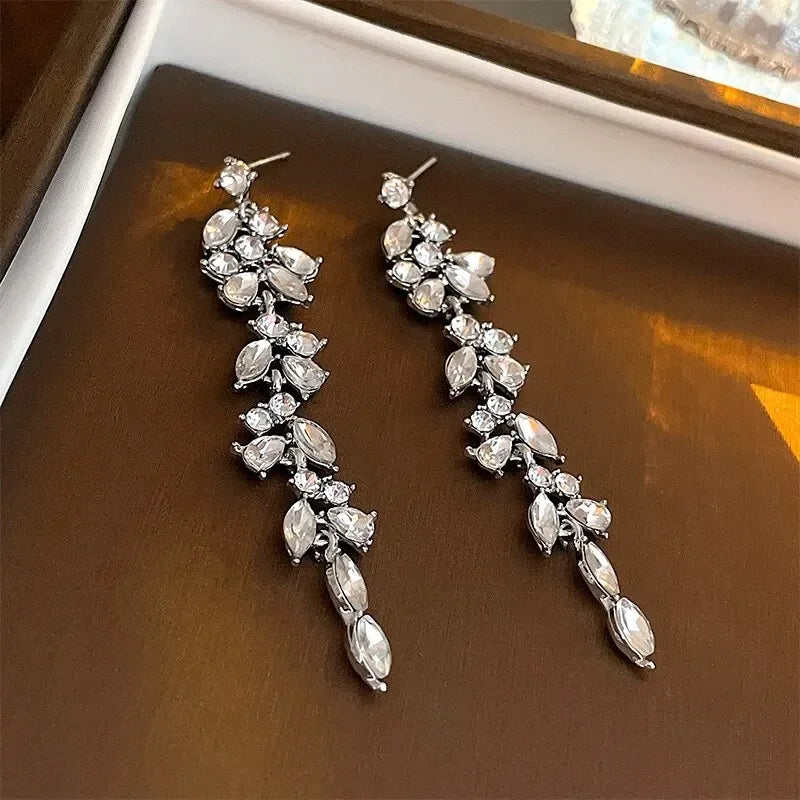 Long Tassel Rhinestones Chains Ear Line Drop Earrings for Women Gold Color Delicate Dangle Earring Hanging Charm Fashion Jewelry