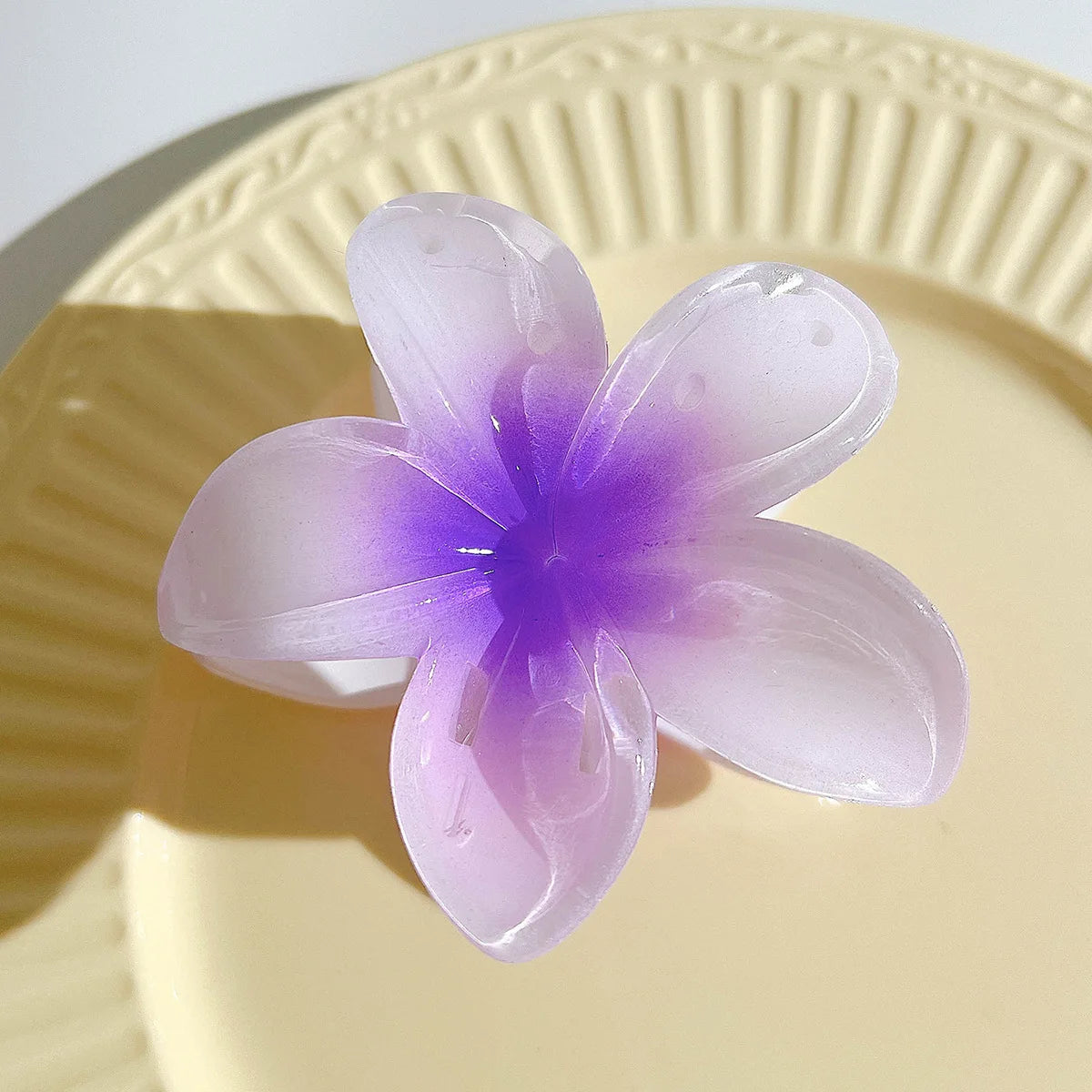 6-Pack Elegant Acrylic Plumeria Wer Claws, Large Colorful Hawaiian Hair Clips Women, Strong Grip For Weddings, Parties, Beach,
